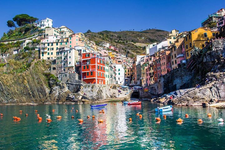 Cinque Terre full-day trip from Florence - Image 2