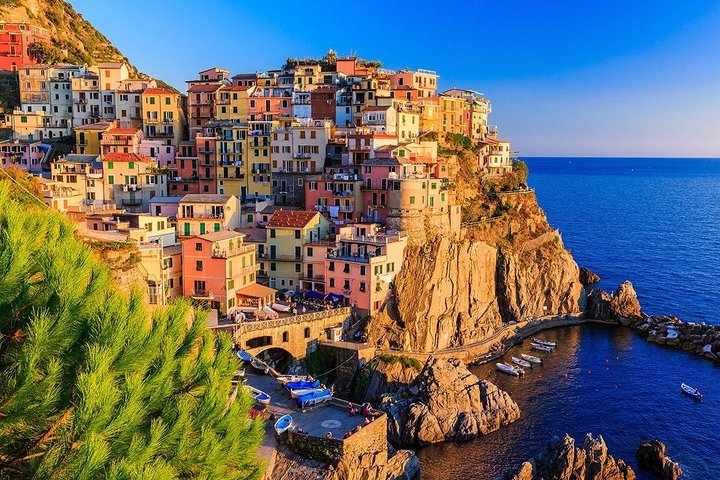 Cinque Terre full-day trip from Florence - Image 4