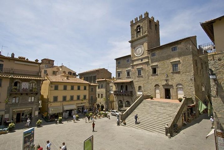 Private car trip to Arezzo and Cortona from Florence (10 h)  - Image 4