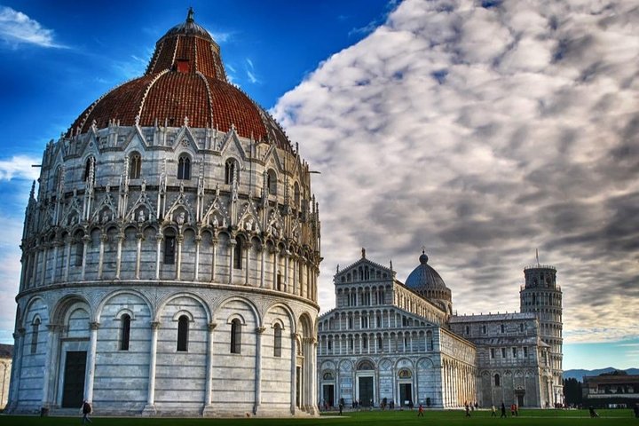 Private car trip to Lucca and Pisa from Florence (8 h) - Image 5