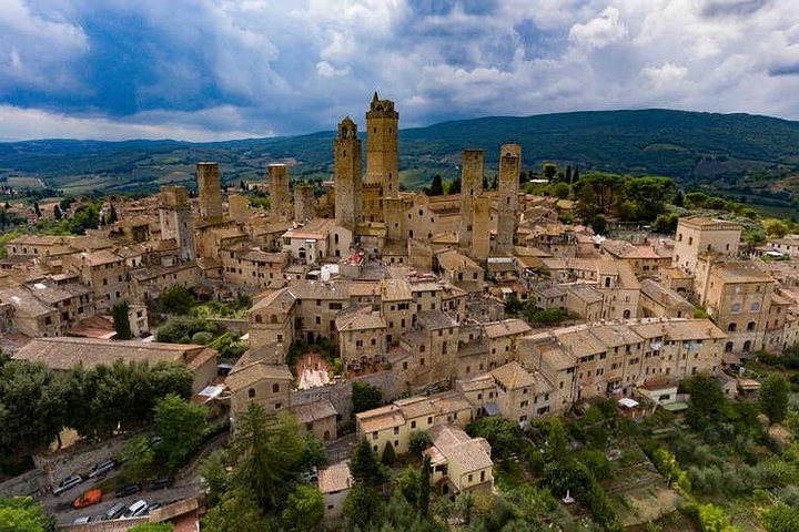 Private car trip to Siena and San Gimignano from Florence (8 h) - Image 1