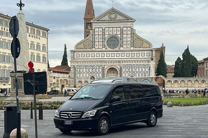 Private educational and guided custom tours by walk and by confortable M/B van - Image 1