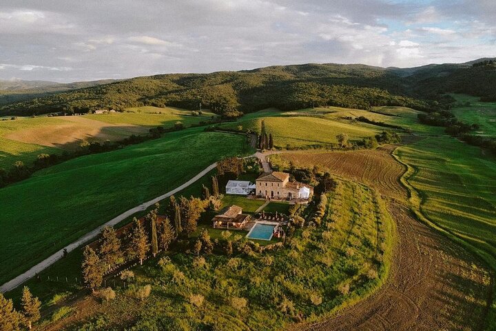 Proposals and Romantic Experiences in Tuscany - Image 5