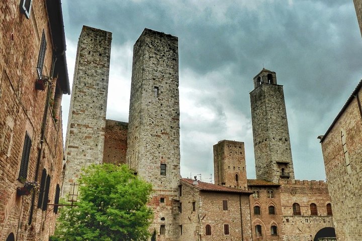 San Gimignano and Abbey of San Galgano - Image 2