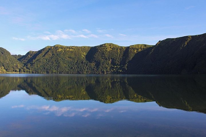 Adapted van Tour - Sete Cidades (Half day) - Image 1