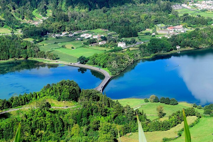 Full Day Private Tour Sete Cidades with Snorkeling and Lunch - Image 3