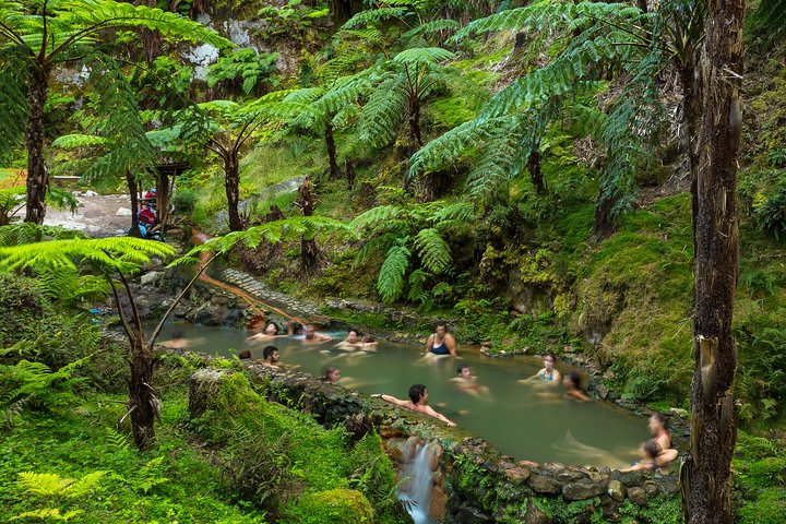 Guided Tours Sete Cidades and Lagoa do Fogo Full day - Image 4