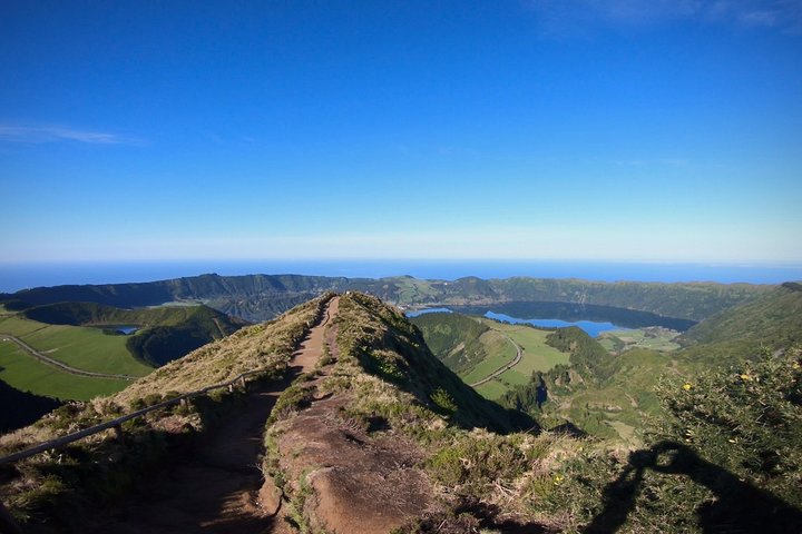 Half Day Sete Cidades PRIVATE Jeep Tour - Image 1