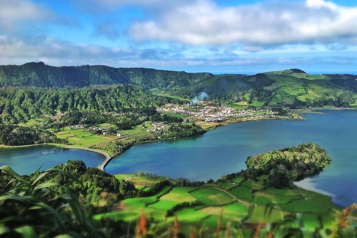 Half Day Sete Cidades PRIVATE Jeep Tour - Image 2