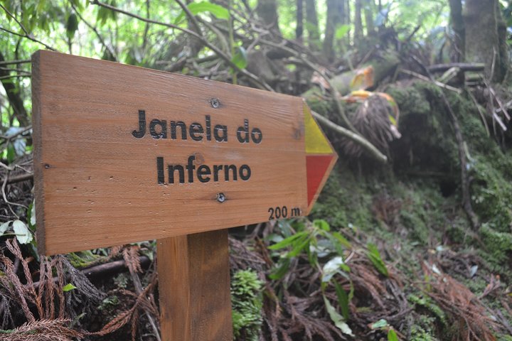 Half Day Walking Tour Janela do Inferno and Lagoa do Fogo - Image 3