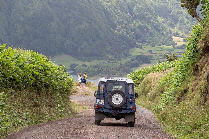 Jeep Tour - Sete Cidades (Half day) - Image 1