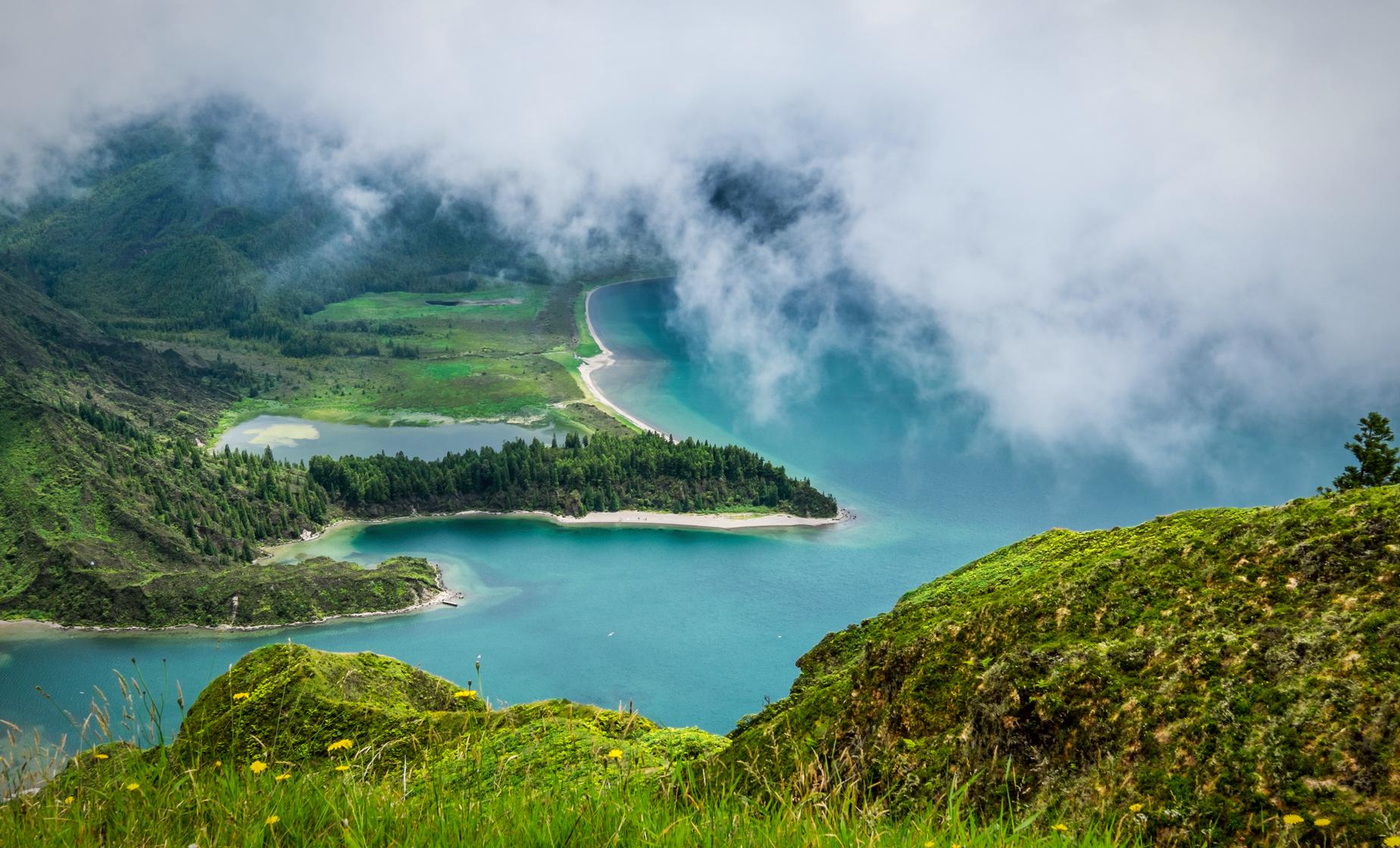 Lagoa do Fogo Nature Hike - Image 1