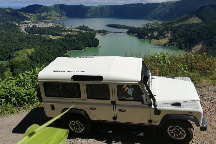 Off the Beaten Track Half Day Sete Cidades Jeep Tour - Image 4