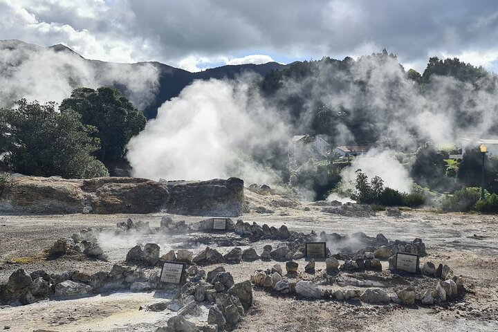 PRIVATE Hybrid 4X4 Tour - Full Day Furnas (Inc Hot Springs and 3 Course Lunch) - Image 3