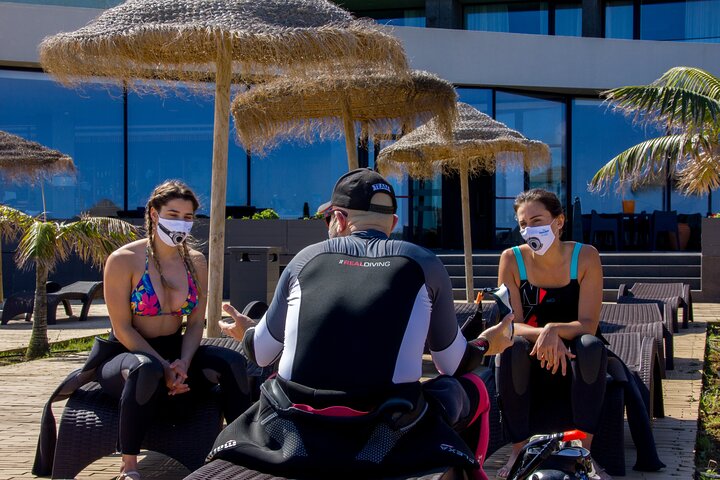 Try Scuba - Diving Baptism Pool - Image 2
