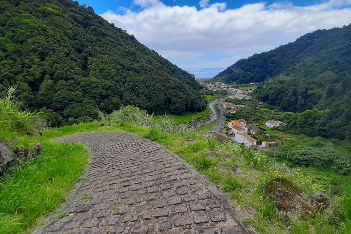 Walking Tour Sanguinho Salto do Prego Waterfall and Furnas - Image 2