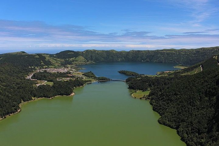 Walking trail, Tasting session and Kayaking - Image 1