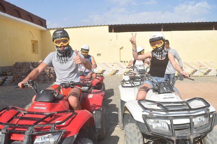 Full Day-Desert Safari To Sahara Park by jeep - Image 4