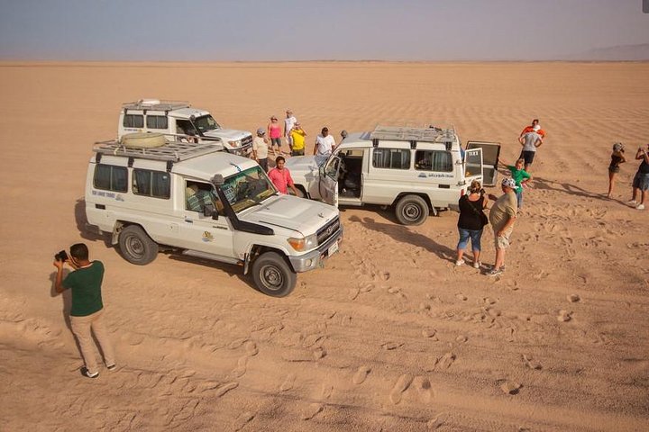 Full Day-Desert Safari To Sahara Park by jeep - Image 1