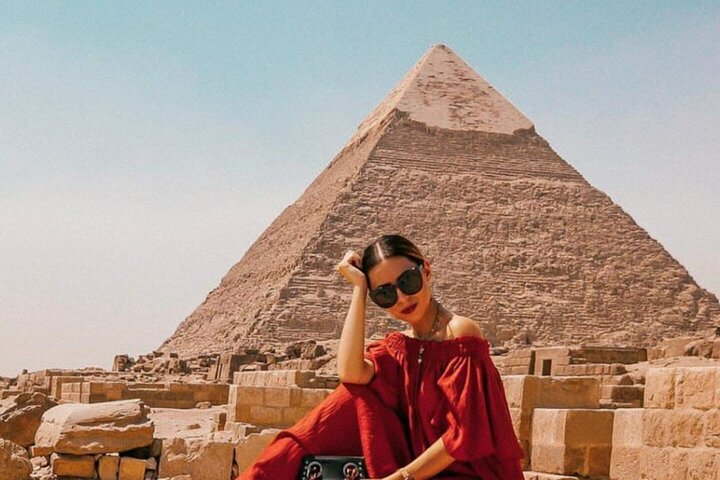 Giza Pyramids and Sakkara Private Day Tour from Port Said - Image 4
