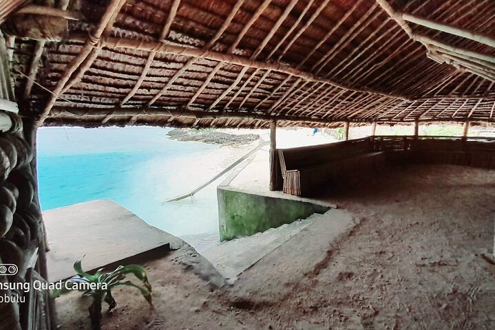 83 Islands Distillery & Sightseeing of Port Vila with Yumi Tours - Image 5