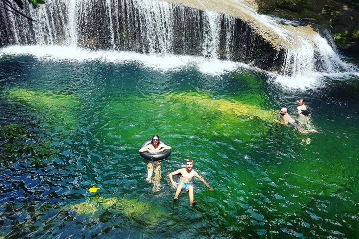 Discover Cascades and Cultural Experience with Yumi Tours - Image 2