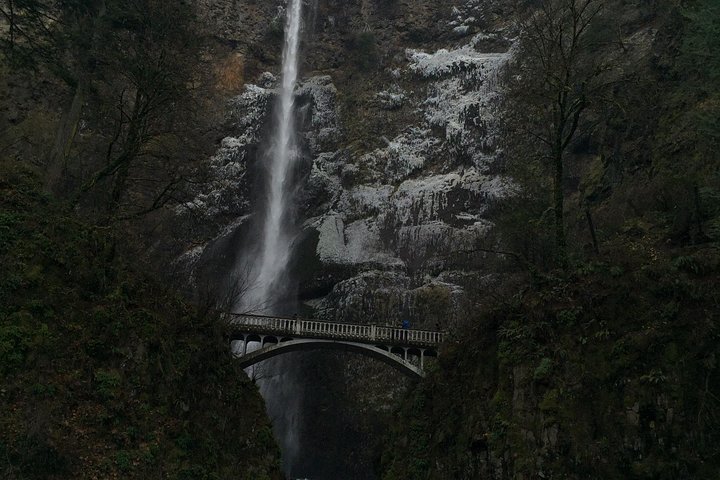 Full-Day Mt Hood Waterfall Tour with Lunch and Wine Tasting - Image 4