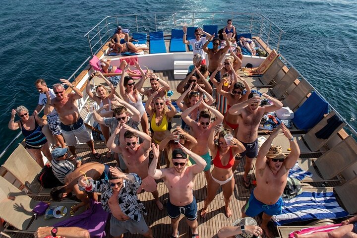 6 Hour Sea Star Cruise in Paphos Coastline - Image 4