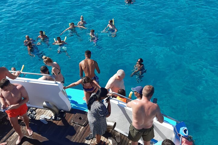 90-Minutes Glass Bottom Trip With Quick Dip  - Image 3
