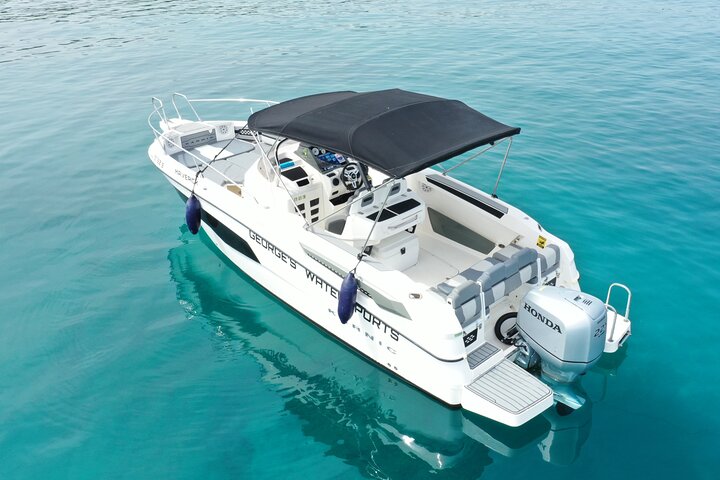 Exclusive line 225hp, self drive boat Karnic SL701 8.0m - Image 5