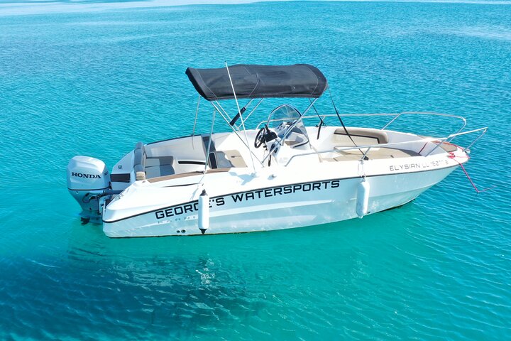 Luxury Line 100hp Self Drive Karnic Boat Rental - Image 4