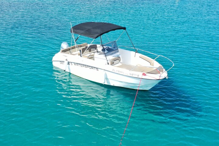 Luxury Line 100hp Self Drive Karnic Boat Rental - Image 3