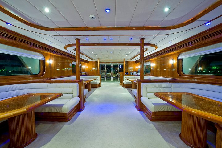 Ocean Flyer | VIP Cruise (Adults Only 18+) - Image 3