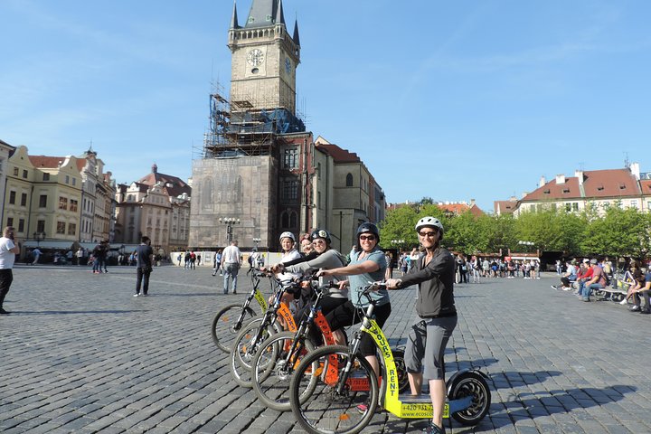 Amazing e-bike/ escooter live guided Tour, 120 min - Image 2