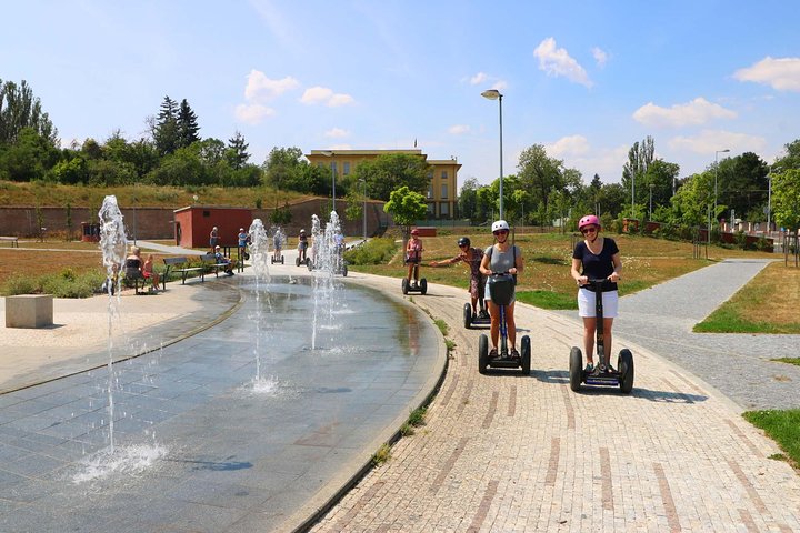  Live-Guided Segway Fun & Beer tour 60 - 180 min  - Image 1