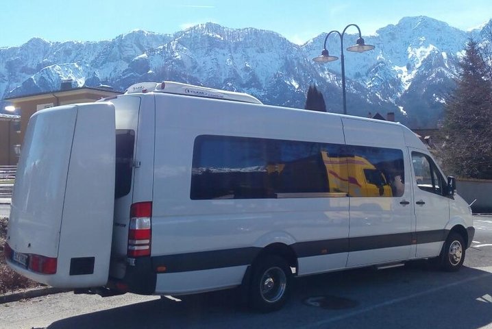 One way transfer from Prague to Vienna with optional stop at Telc (UNESCO) - Image 5