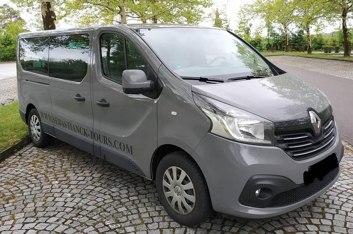 Private One-Way Sightseeing Transfer from Prague to Vienna via Cesky Krumlov - Image 3