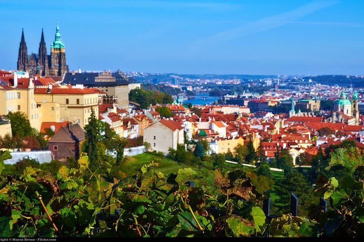 Private tour of Prague by car - Image 2