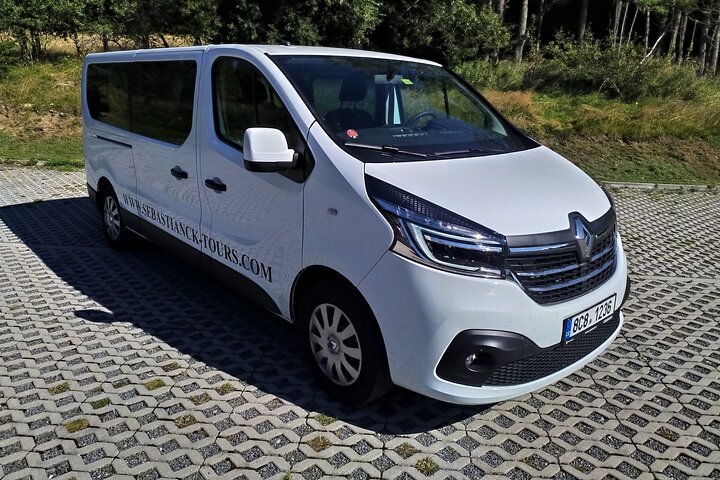 Transfer Prague to Cesky Krumlov with a Guided tour at the Budweiser brewery - Image 4