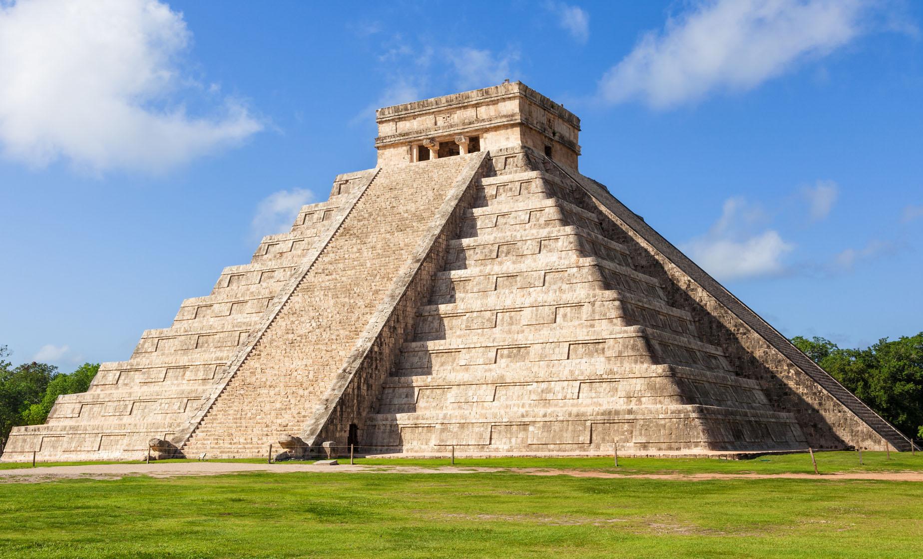 Chichen Itza Mayan Ruins - Image 1