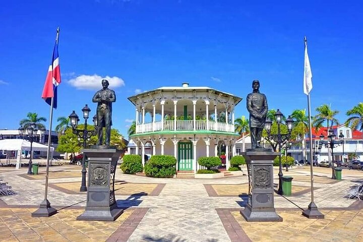 4-Hour Private Tour in Puerto Plata with Lunch - Image 1