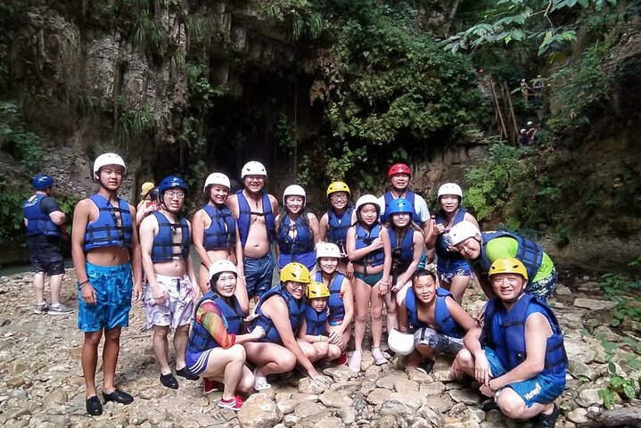  7 Falls private transport, Lunch, typical coffee and cocoa stop - Image 4