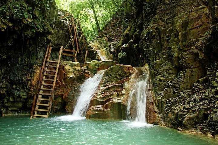 7 Waterfalls of Damajagua - Image 4