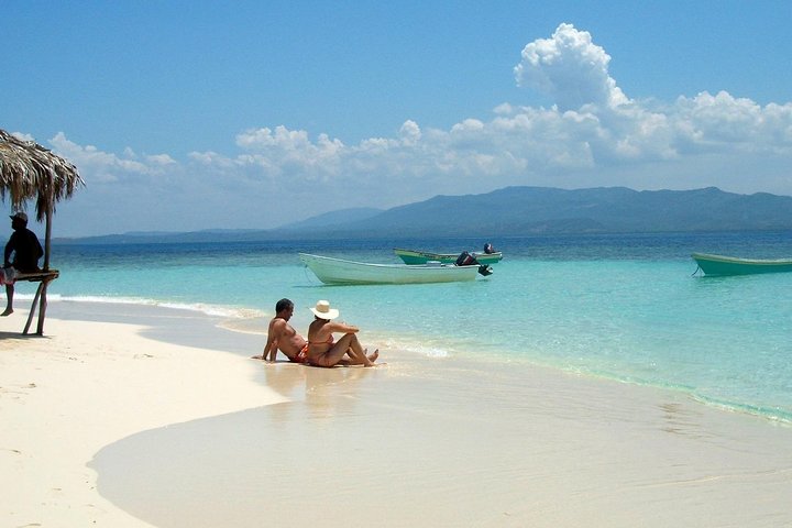 Full Day Tour to Paradise Island - Cayo Arena  - Image 5