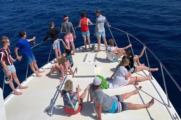 Private Cruise on a Hatteras 52 - Image 2