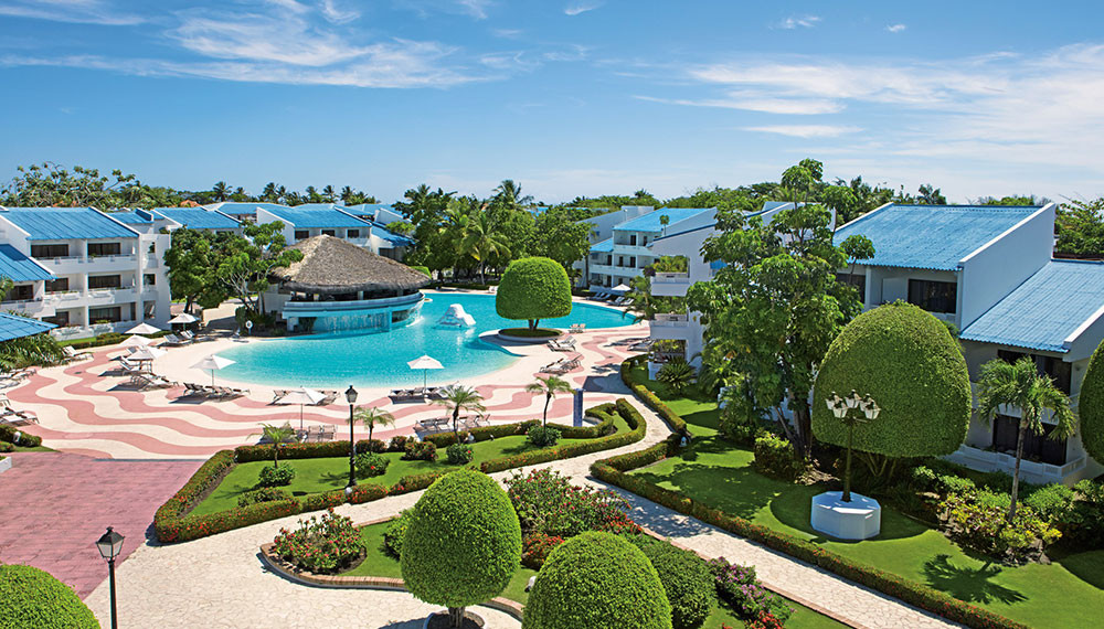 Viva Wyndham Heavens - Image 1