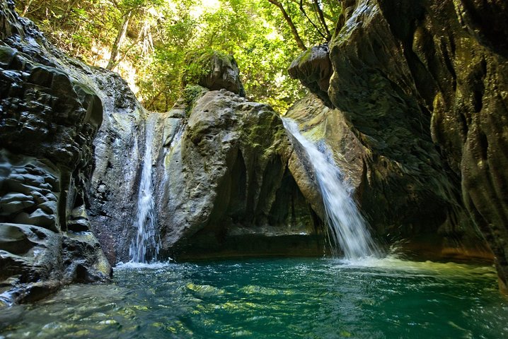 Tous excursión puerto plato,los 27 charcos de damajagua tour - Image 1
