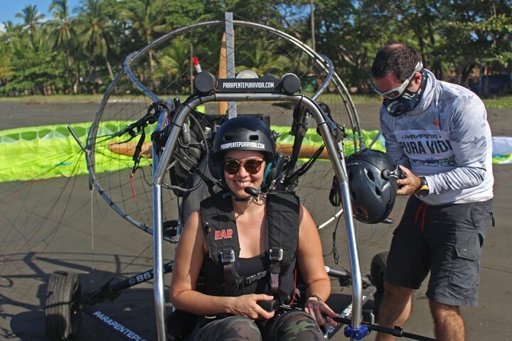 3 Hour Long Distance Trike Flight in Jaco - Image 5