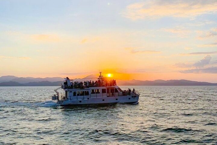 Full Day Tour to Tortuga Island from Jaco - Image 1