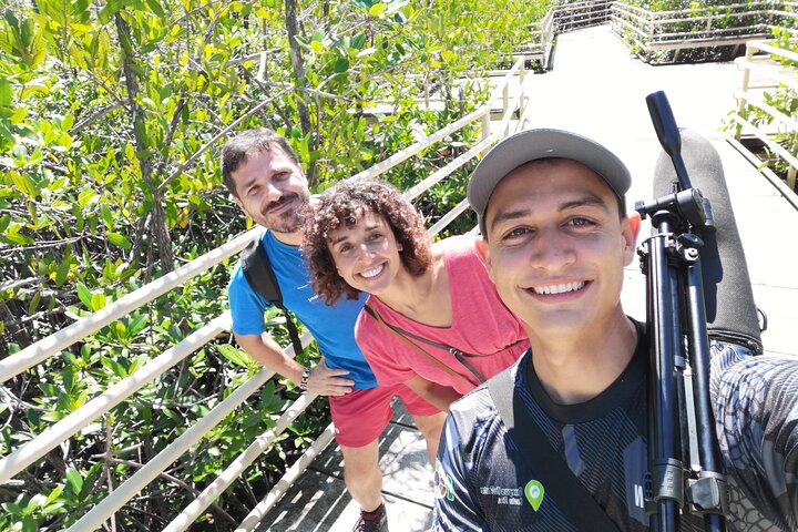 Manuel Antonio National Park Hiking Guided Tour - Image 1